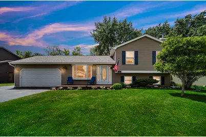 315 Brookwood Trail, McHenry, IL 60050 - Photo 1