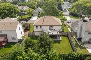 209 Campbell Dr, Bolingbrook, IL 60440 - Photo 1