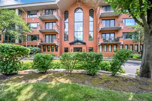 3525 S Cass Ct, Oak Brook, IL 60523 - Photo 1