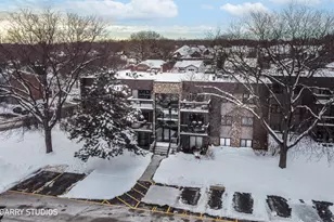 1460 Stonebridge Cir, Wheaton, IL 60189 - Photo 1