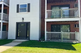 291 Gregory St, Aurora, IL 60504 - Photo 1