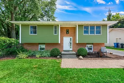 26 W Pine Avenue, Cortland, IL 60112 - Photo 1