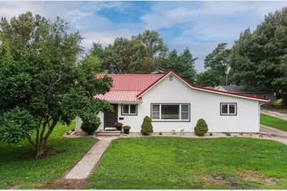 207 S High Street, Ellsworth, IL 61737 - Photo 1