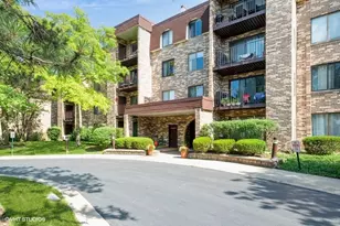 2005 Valencia Dr, Northbrook, IL 60062 - Photo 1
