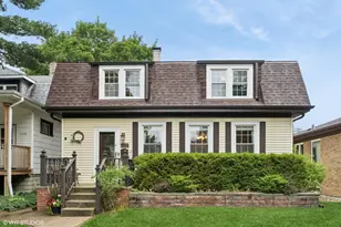 5452 N Lotus Ave, Chicago, IL 60630 - Photo 1