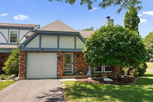 9341 Montgomery Dr, Orland Park, IL 60462 - Photo 1