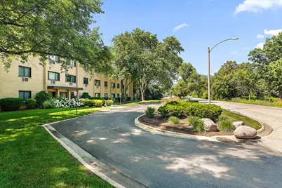 6600 S Brainard Avenue #407, Countryside, IL 60525 - Photo 1