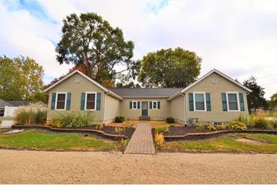 295 N 1st Avenue, Coal City, IL 60416 - Photo 1