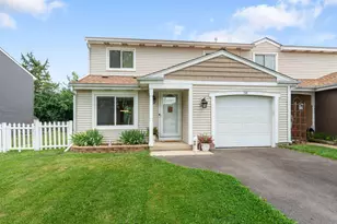 58 Stonefield Dr, Glendale Heights, IL 60139 - Photo 1