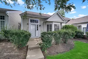 203 E Victoria Cir, North Aurora, IL 60542 - Photo 1