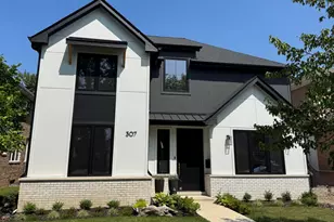 307 N Lincoln Ave, Park Ridge, IL 60068 - Photo 1