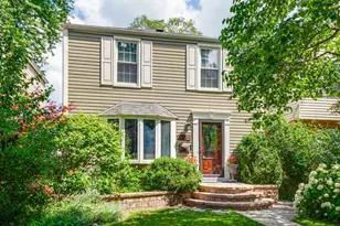 1923 Warren St, Evanston, IL 60202 - Photo 1