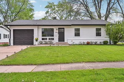 700 Delphia Avenue, Elk Grove Village, IL 60007 - Photo 1