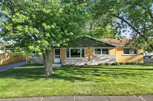 6411 W 88th St, Oak Lawn, IL 60453 - Photo 1