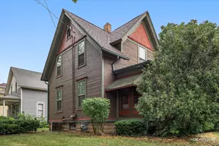 263 W Illinois Ave, Aurora, IL 60506 - Photo 1