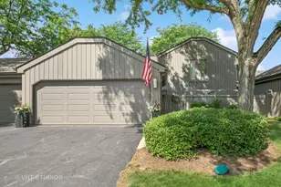 436 Shoreline Rd, Lake Barrington, IL 60010 - Photo 1