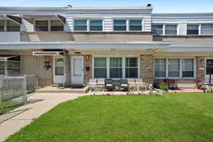 8827 N Washington St, Niles, IL 60714 - Photo 1