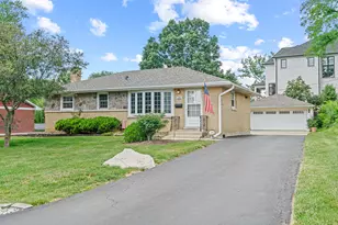 108 6th St, Downers Grove, IL 60515 - Photo 1