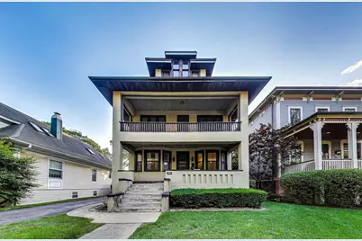 3850 N Kildare Avenue, Chicago, IL 60641 - Photo 1