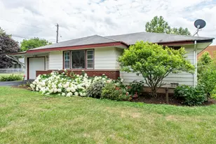 22271 W Terry Dr S, Lake Villa, IL 60046 - Photo 1