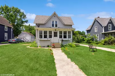 609 N 7th Street, Dekalb, IL 60115 - Photo 1