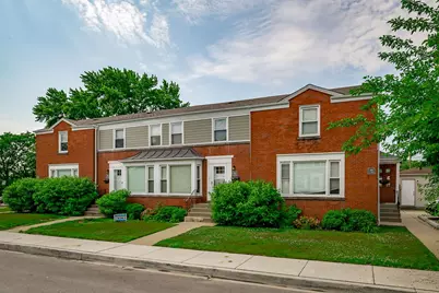 5641 W Carmen Avenue, Chicago, IL 60630 - Photo 1