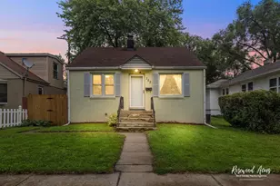 382 N 8th Ave, Kankakee, IL 60901 - Photo 1