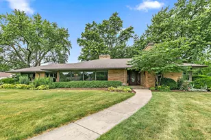 306 Wing Park Blvd, Elgin, IL 60123 - Photo 1