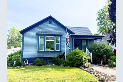 227 W Pells Street, Paxton, IL 60957 - Photo 1