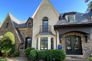 6280 Blackstone Ave, La Grange Highlands, IL 60525 - Photo 1