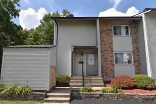 842 Oakside Ln, University Park, IL 60484 - Photo 1