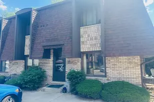 15800 S Laramie Ave, Oak Forest, IL 60452 - Photo 1