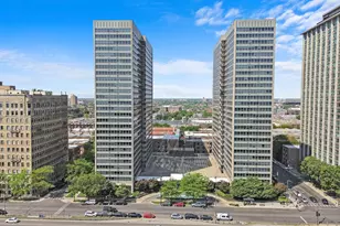 3550 N Lake Shore Dr, Chicago, IL 60657 - Photo 1