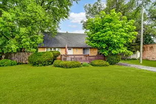 7912 S 85th Ave, Justice, IL 60458 - Photo 1