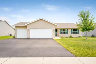 4122 Waters Edge Dr, Belvidere, IL 61008 - Photo 1