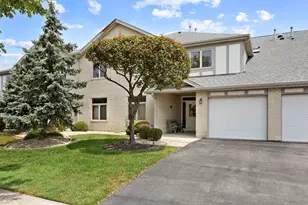 18423 Pine Lake Dr, Tinley Park, IL 60477 - Photo 1