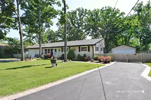 38159 N Geraghty Ave, Beach Park, IL 60087 - Photo 1