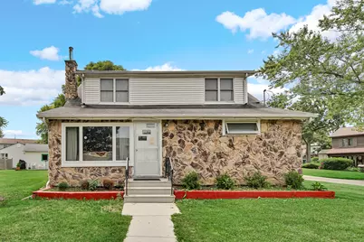 23761 N Cottage Road, Lake Zurich, IL 60047 - Photo 1