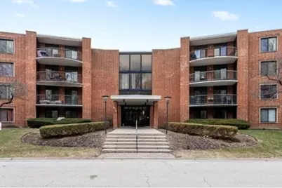 1615 E Central Road #410B, Arlington Heights, IL 60005 - Photo 1