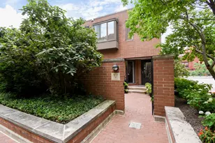 801 S Plymouth Ct, Chicago, IL 60605 - Photo 1