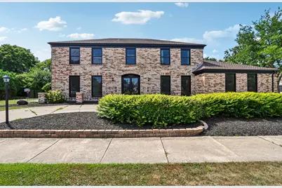 6527 Maple Street, Morton Grove, IL 60053 - Photo 1