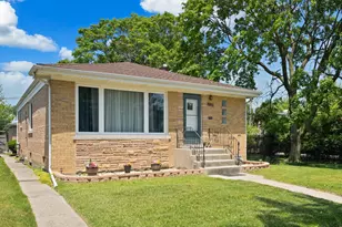 3318 Wilder St, Skokie, IL 60076 - Photo 1