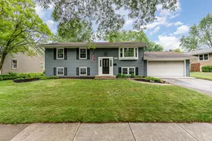 1121 S 13th St, Saint Charles, IL 60174 - Photo 1