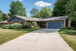 4691 Brougham Dr, Rockford, IL 61114 - Photo 1