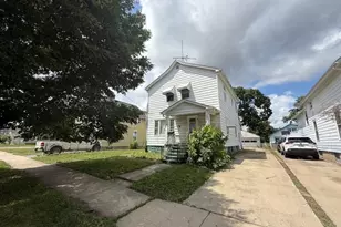 750 George Ave, Aurora, IL 60505 - Photo 1