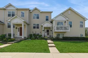 54 W Big Horn Dr, Hainesville, IL 60073 - Photo 1