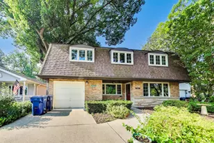 7037 W 110th St, Worth, IL 60482 - Photo 1