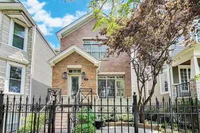 3323 N Claremont Avenue, Chicago, IL 60618 - Photo 1