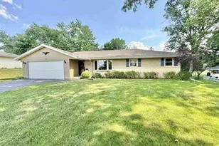 2795 Cascade Dr, Rockford, IL 61109 - Photo 1