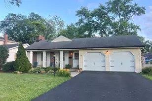 35 W Jackson St, Villa Park, IL 60181 - Photo 1